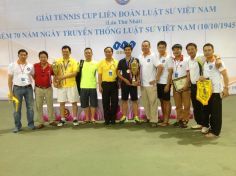 khoi-dong-giai-tennis-cup-lien-doan-luat-su-viet-n
