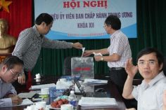 lien-doan-luat-su-viet-nam-gioi-thieu-nhan-su-ban-